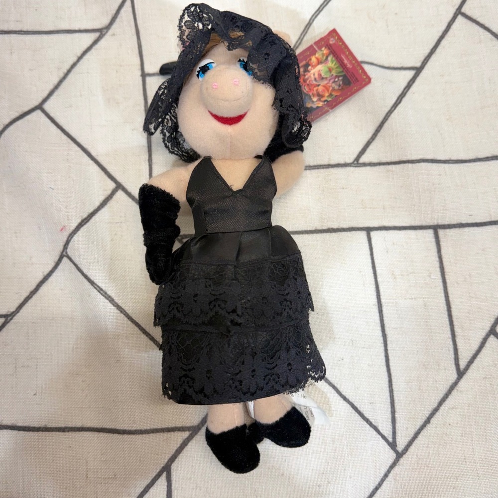 Nanco Miss Piggy Plush Small Black Witch Dress Muppet Show 25 Years NWT